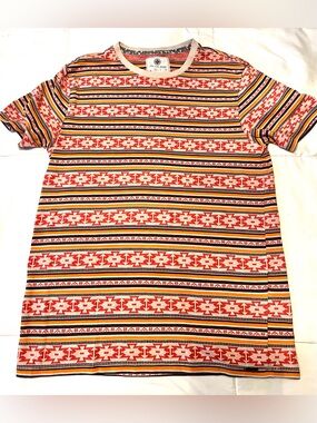 On The Byas Southwestern Boho Y2K Aztec Print Men’s T-Shirt – Size Medium